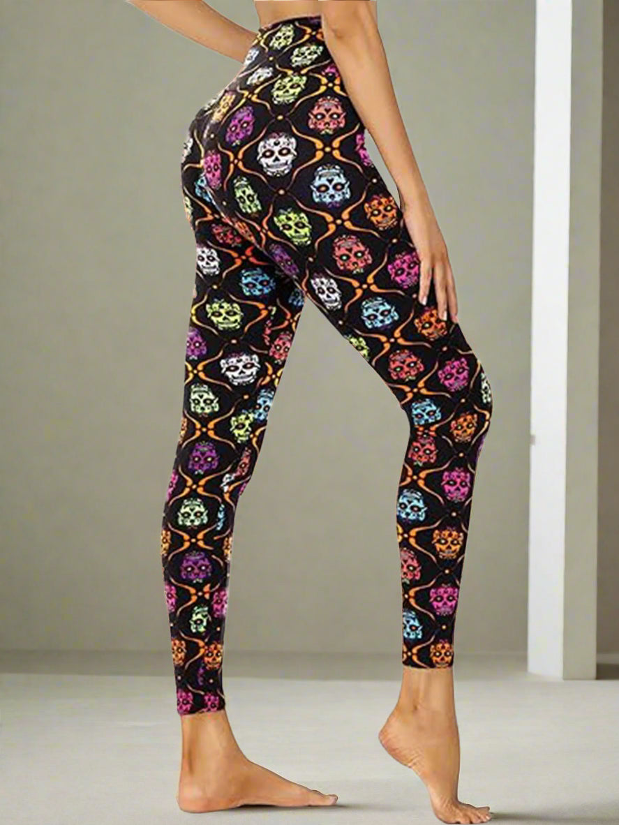 Cropped High-Waisted Skull Print Leggings
