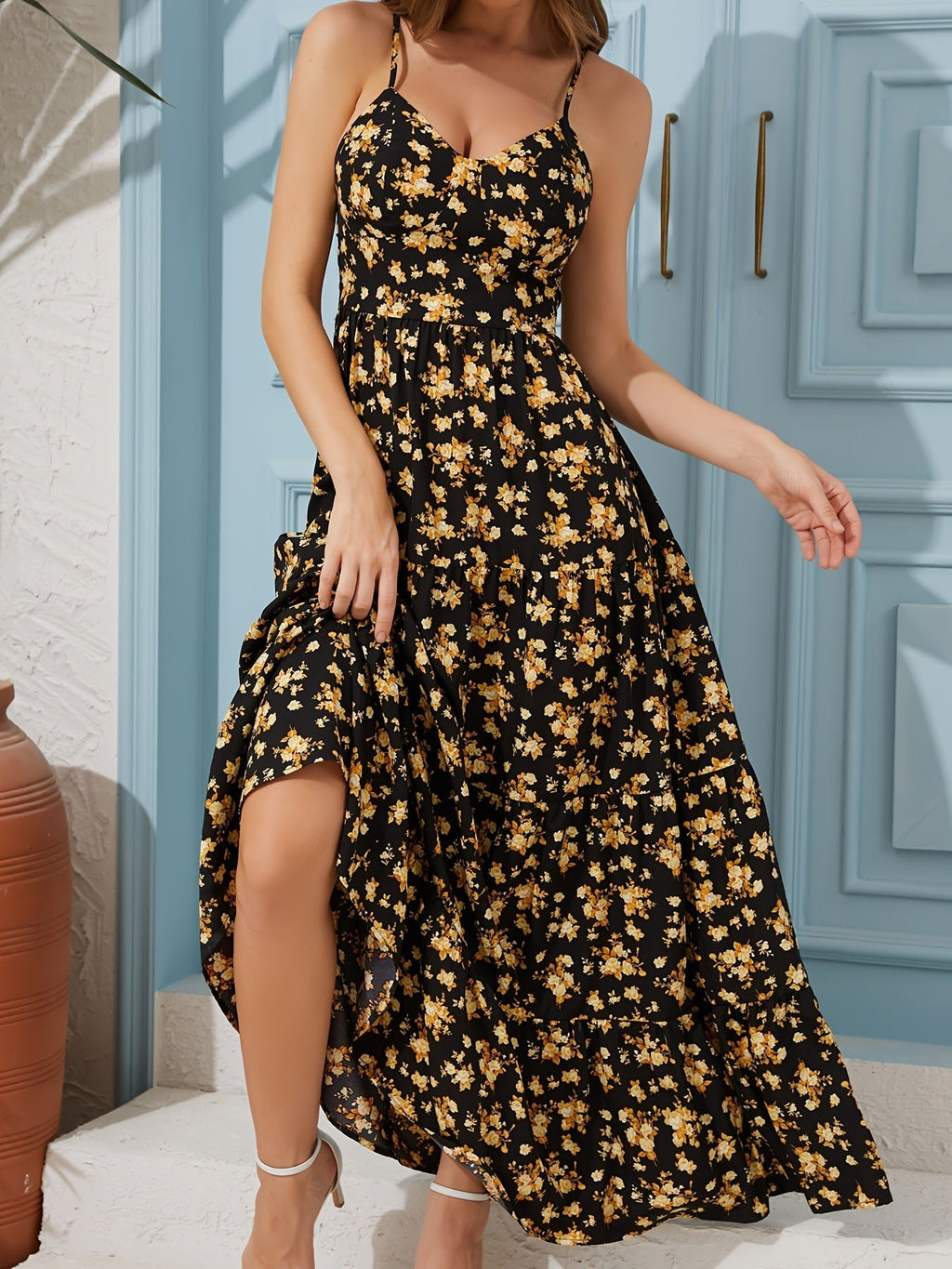 Women's Floral Backless Maxi Dress â€?Strappy Dress with Bow & Flowy Skirt