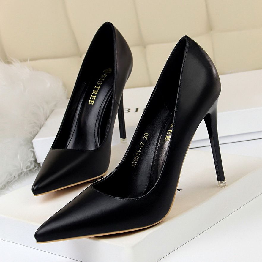 Women's Pumps; Stylish minimalist women's high heels. Stiletto super high heel; shallow pointed toe sexy single shoes; plus-size women's shoes