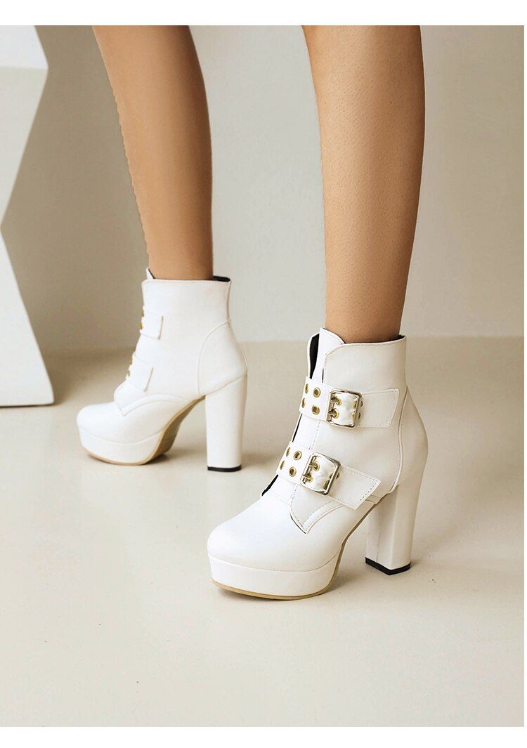 Metal Round Hole Belt-Breasted Autumn And Winter Chelsea Boots