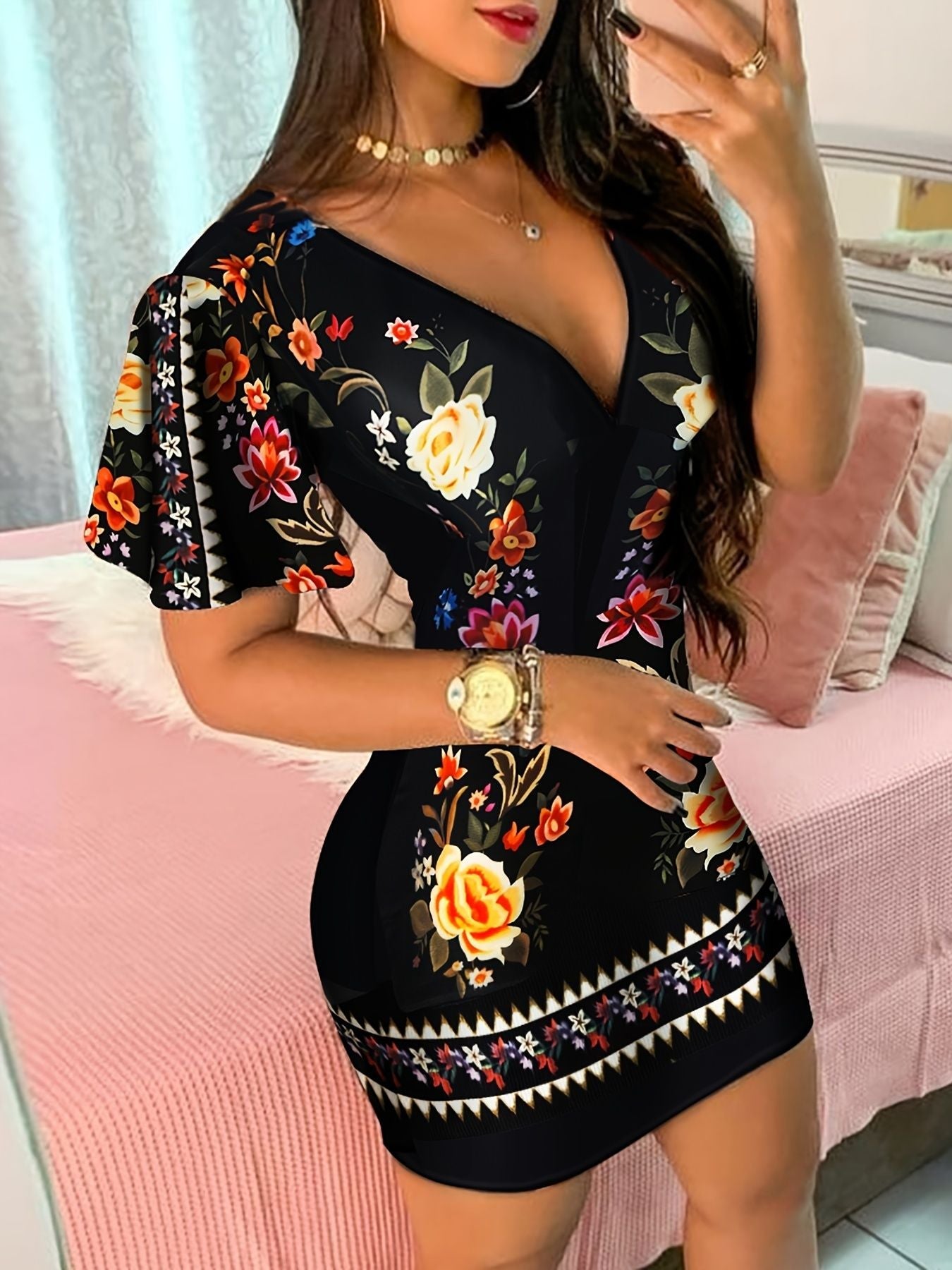 Vintage Floral Print Dress, Casual V Neck Short Sleeve Bag Hip Dress, Women's Clothing