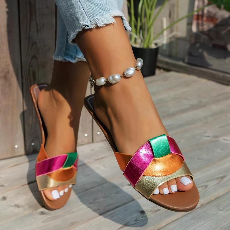 2025 New Luxury Designer Women's Flat Slippers Woven Comfortable Women's Shoes Casual Bottom Slippers Summer Sandalias Mujer