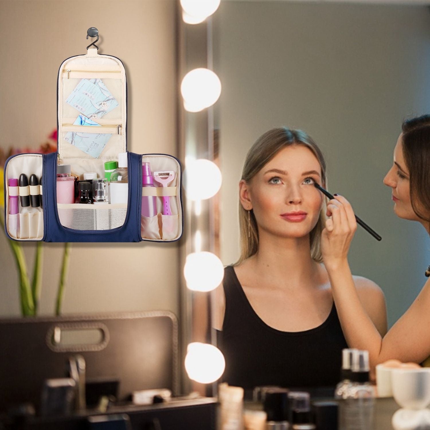 Travel Makeup Bags Portable Cosmetics Organizer Bag w/Hang Hook Handstrap Waterproof Toiletry Wash Bag for Women