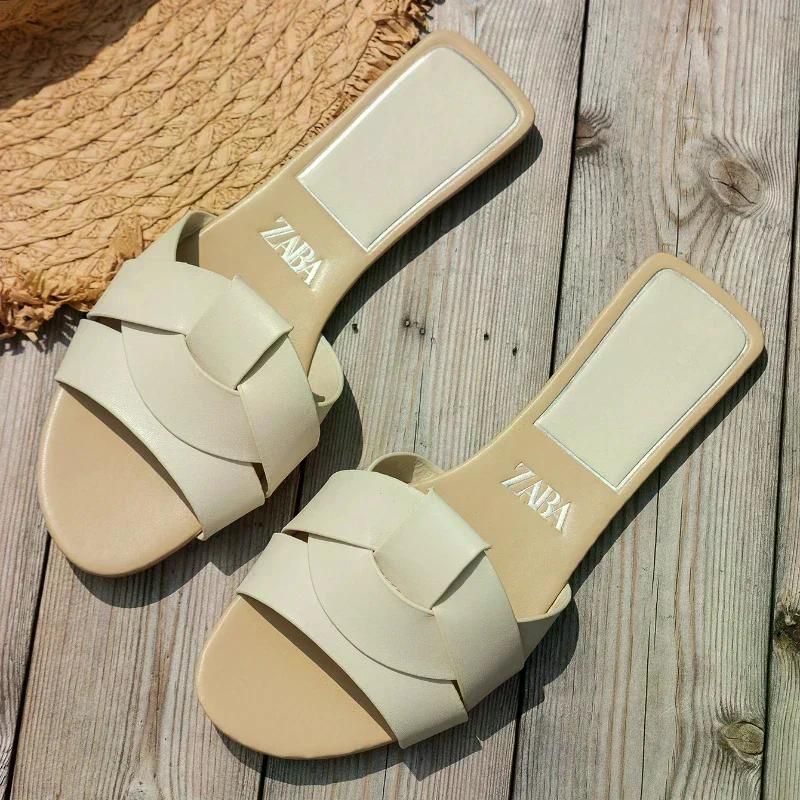 2025 New Luxury Designer Women's Flat Slippers Woven Comfortable Women's Shoes Casual Bottom Slippers Summer Sandalias Mujer