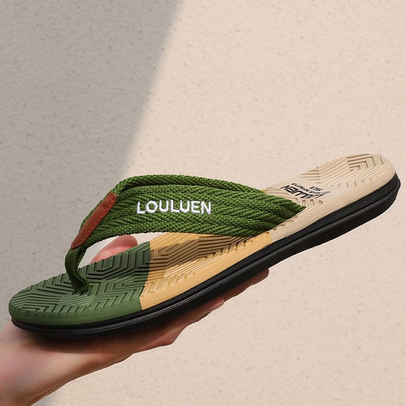 Men's flip flops; beach slippers