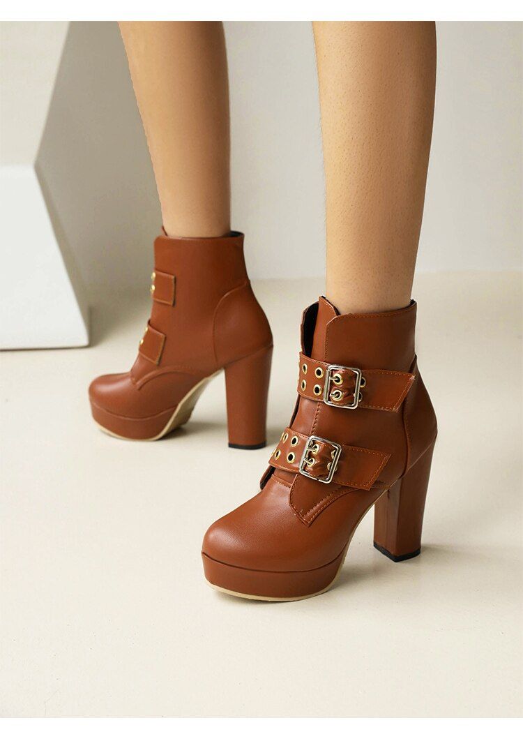 Metal Round Hole Belt-Breasted Autumn And Winter Chelsea Boots