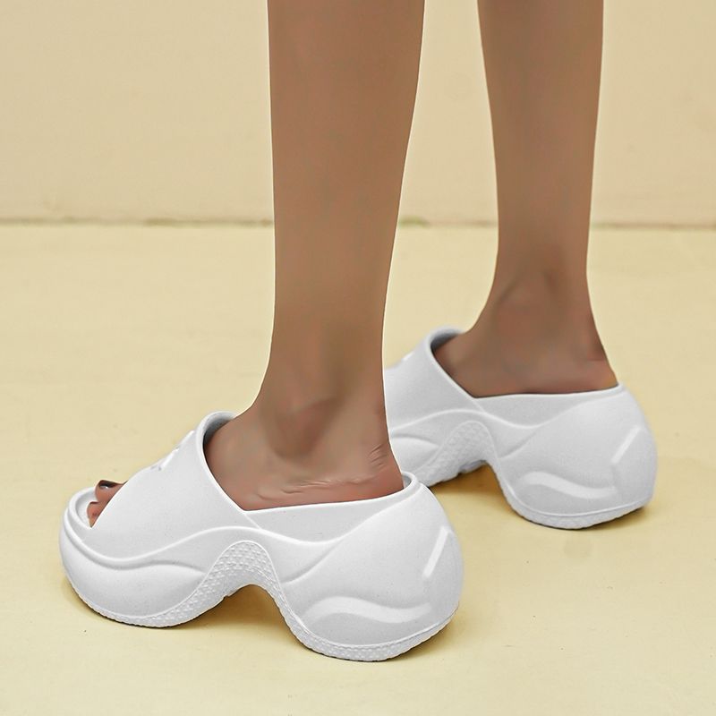 Summer new comfortable flat platform women's slippers platform platform sandals outdoor flip-flops